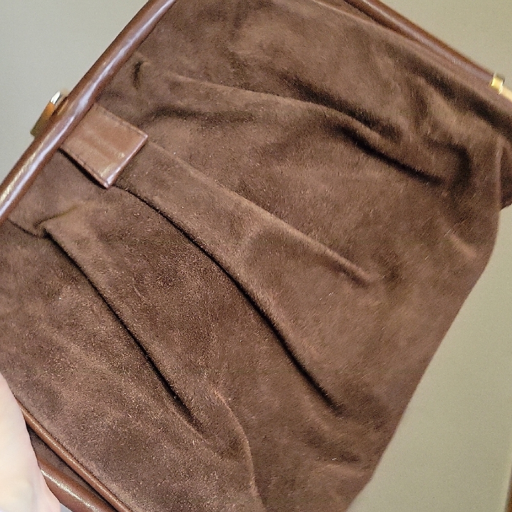 BUGATTI / URUGUAY/GENUINE LEATHER VINTAGE CLUTCH - Picture 6 of 6